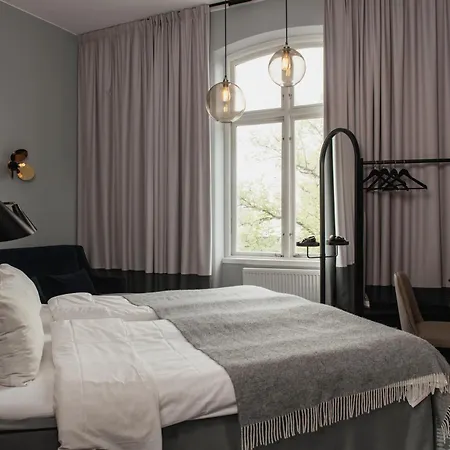 Home Hotel Borgen Orebro Exterior photo